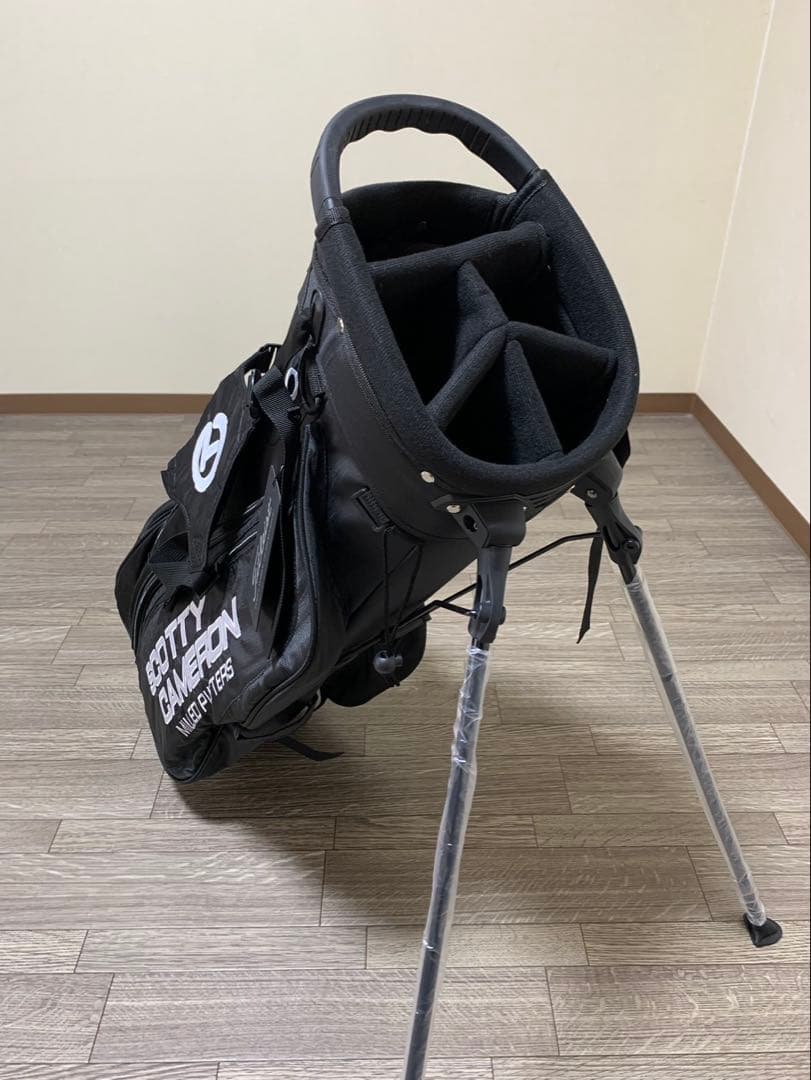 スタンド式キャディバック　人気のブラック！ご購入の方にパターカバープレゼント付