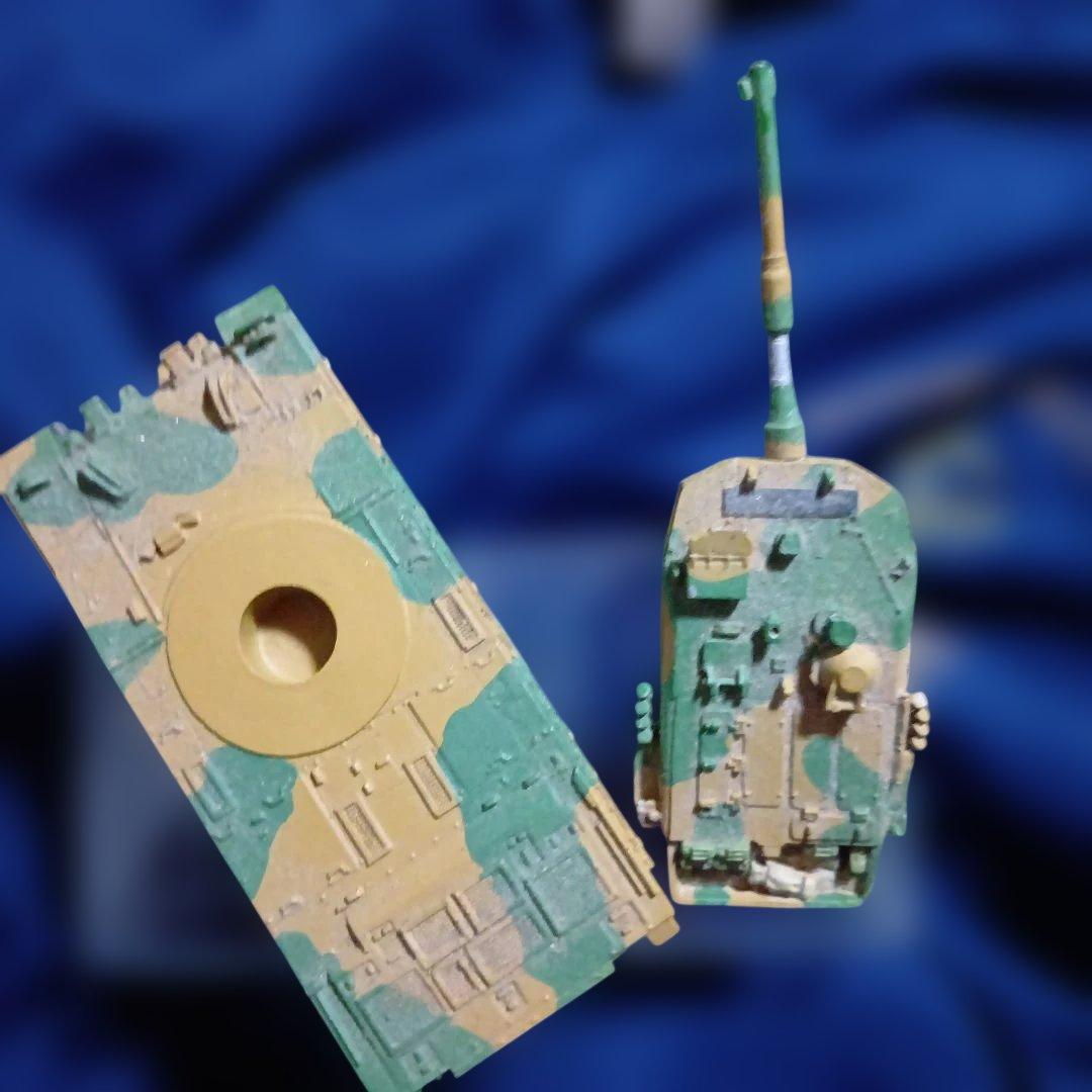 陸上自衛隊　９０式戦車他・６両