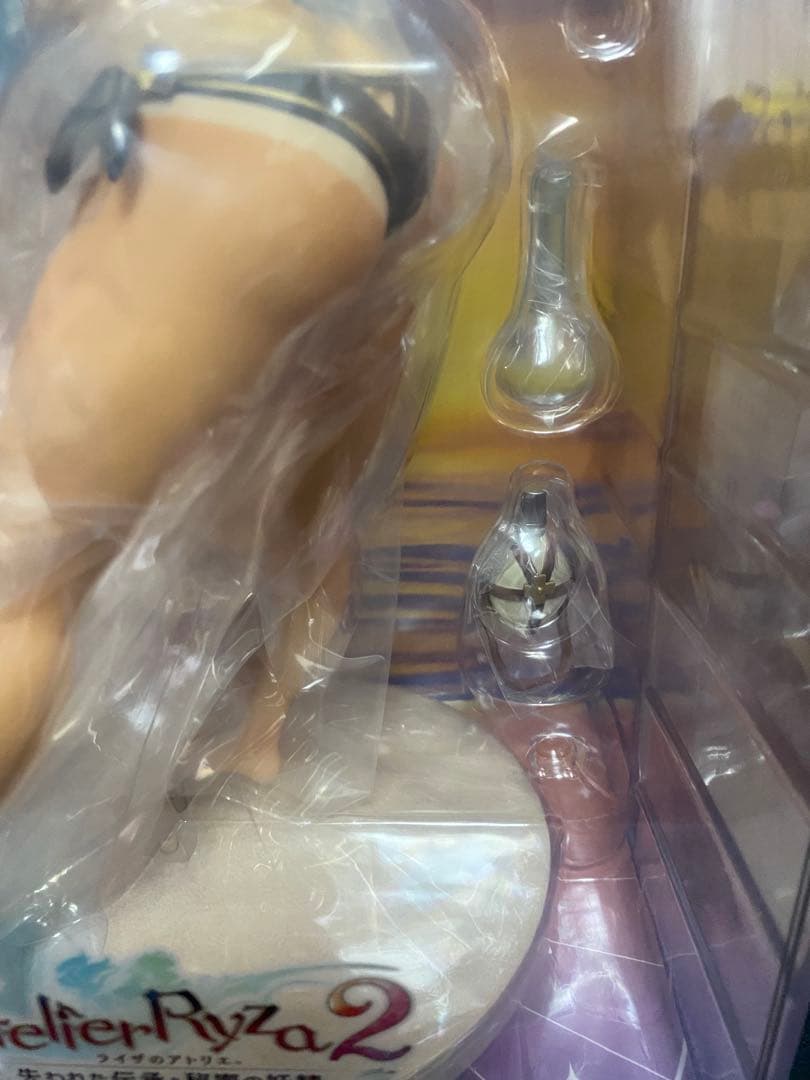 ライザのアトリエ　ライザ 黒水着日焼けver 1/6スケール　スピリテイル