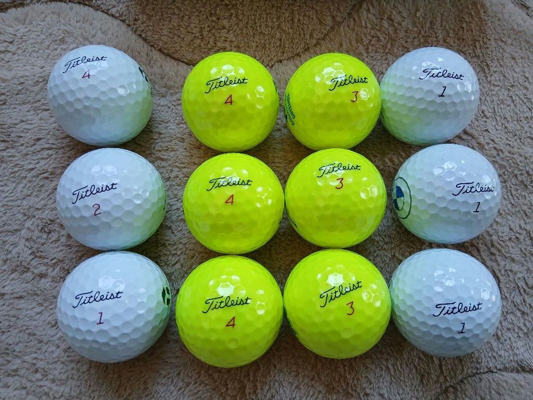 タイトリストボール　PRO V1　新品未使用品　ゴルフ　　1ダース