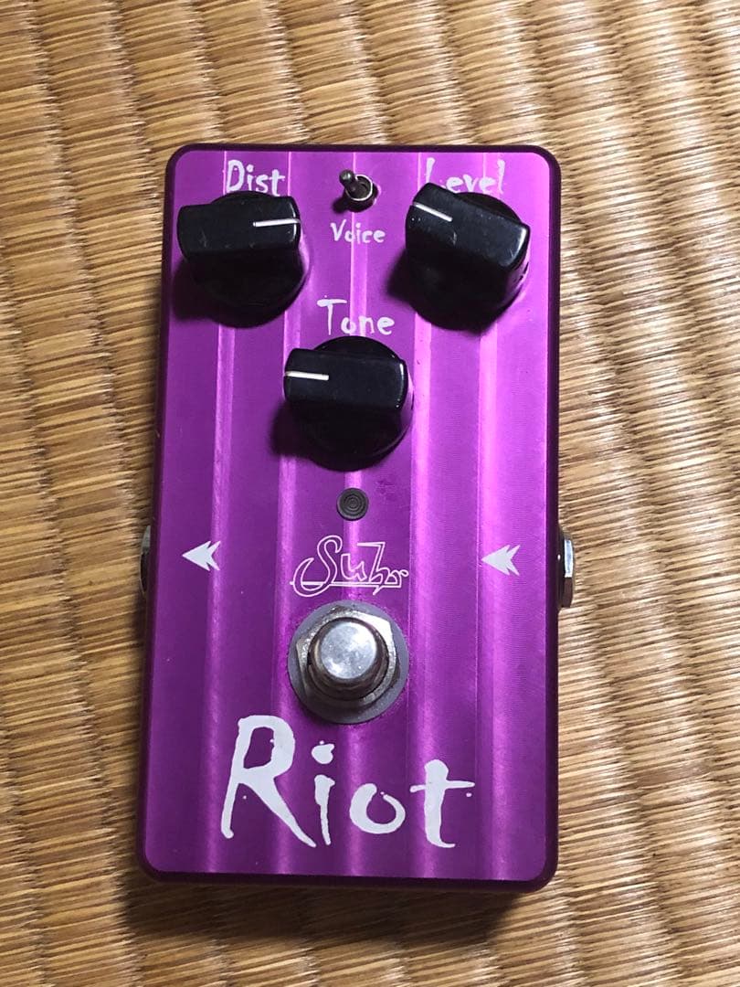 ギター Riot suhr