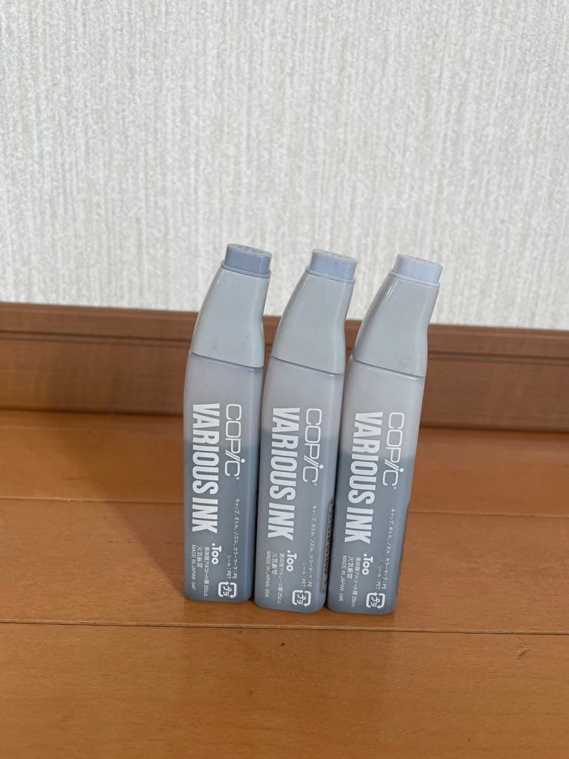 コピックバリオスインク18本とコピック18本