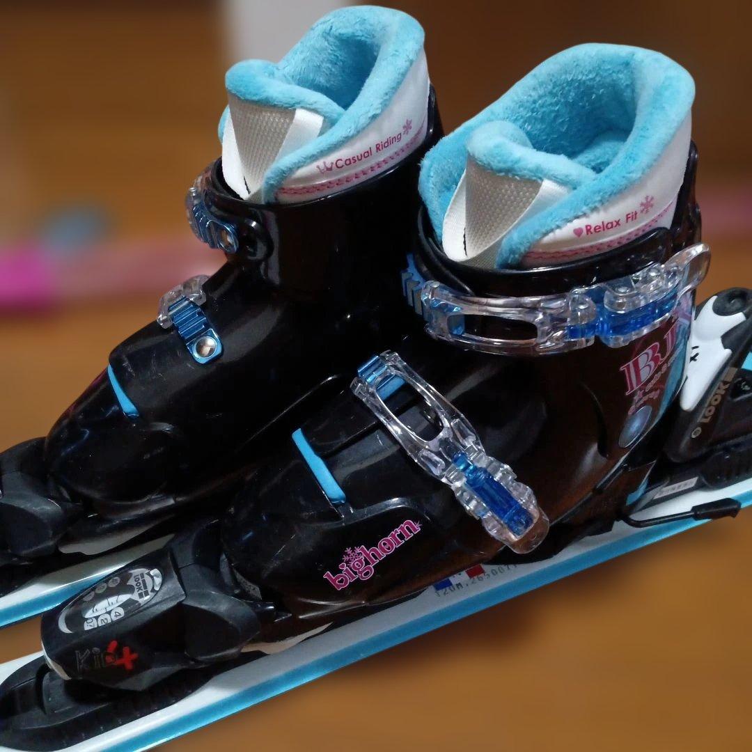 スキー板(120センチ)　ストック　セット　女の子　水色　ピンク