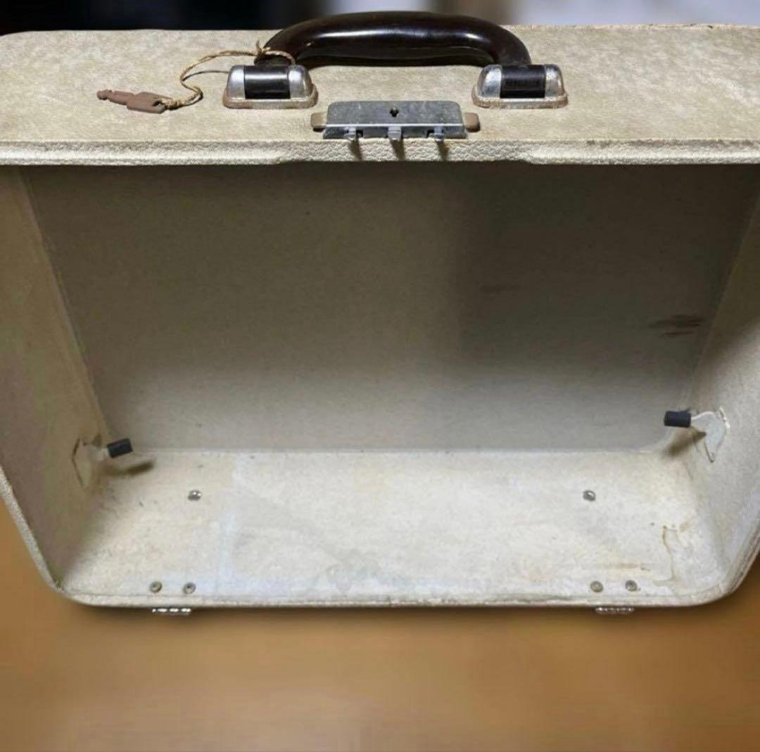 Olympia オリンピア　タイプライター　手動タイプライター　アンティーク