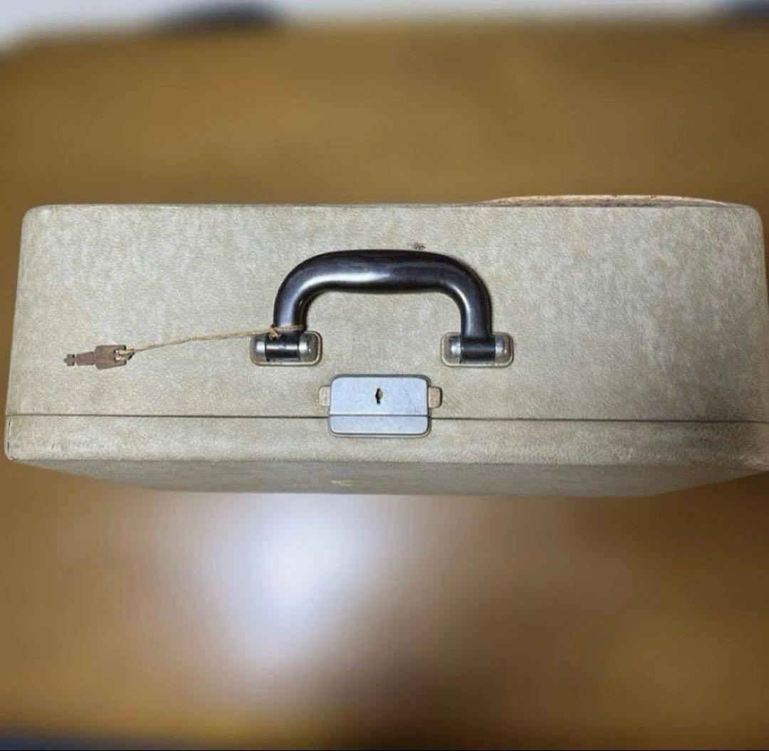 Olympia オリンピア　タイプライター　手動タイプライター　アンティーク