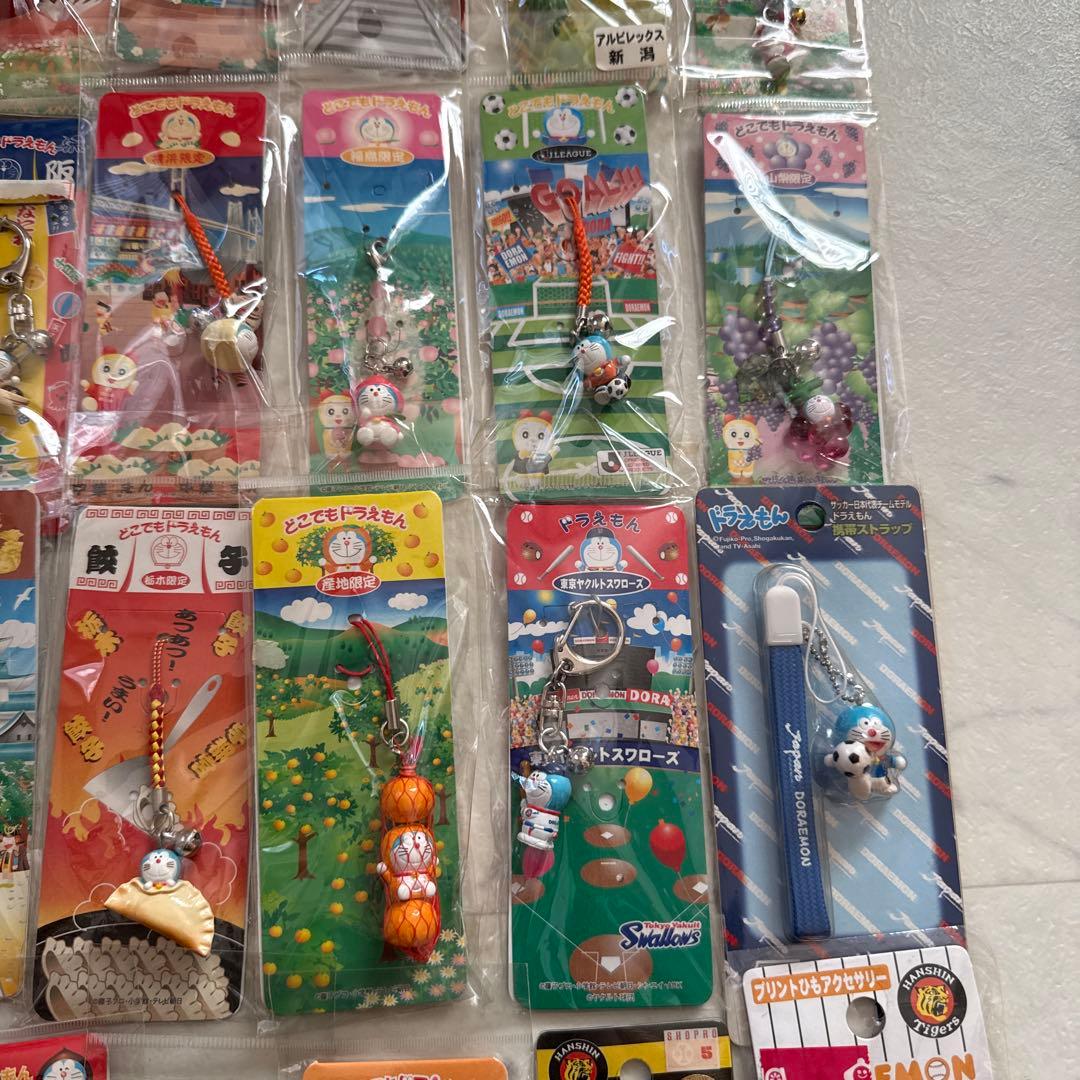 どこでもドラえもん キーホルダー ストラップ ご当地 ボールペン まとめ売り