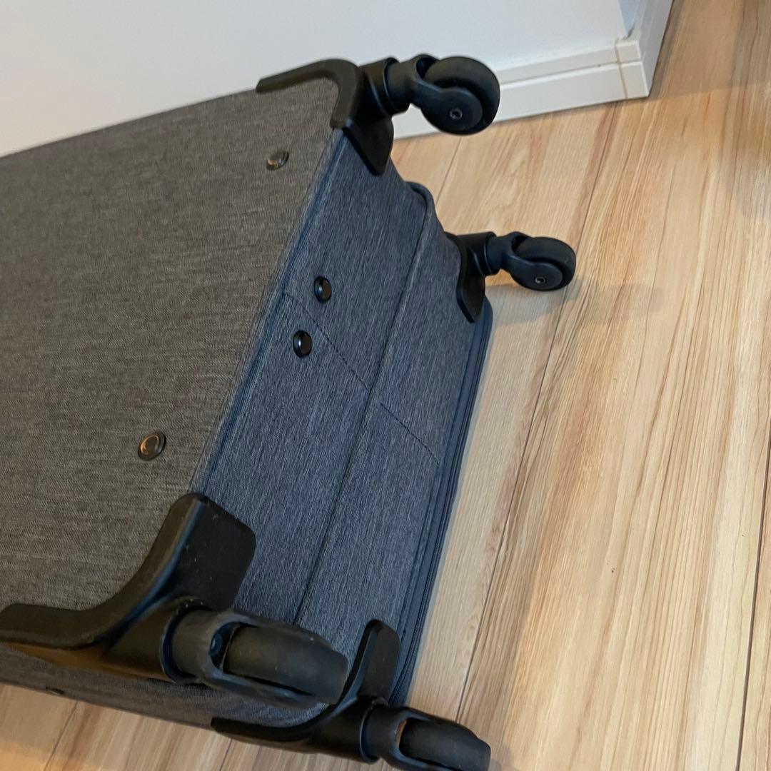 無印良品 半分の厚みで収納できるソフトキャリー ケース　グレー　S 美品　畳める