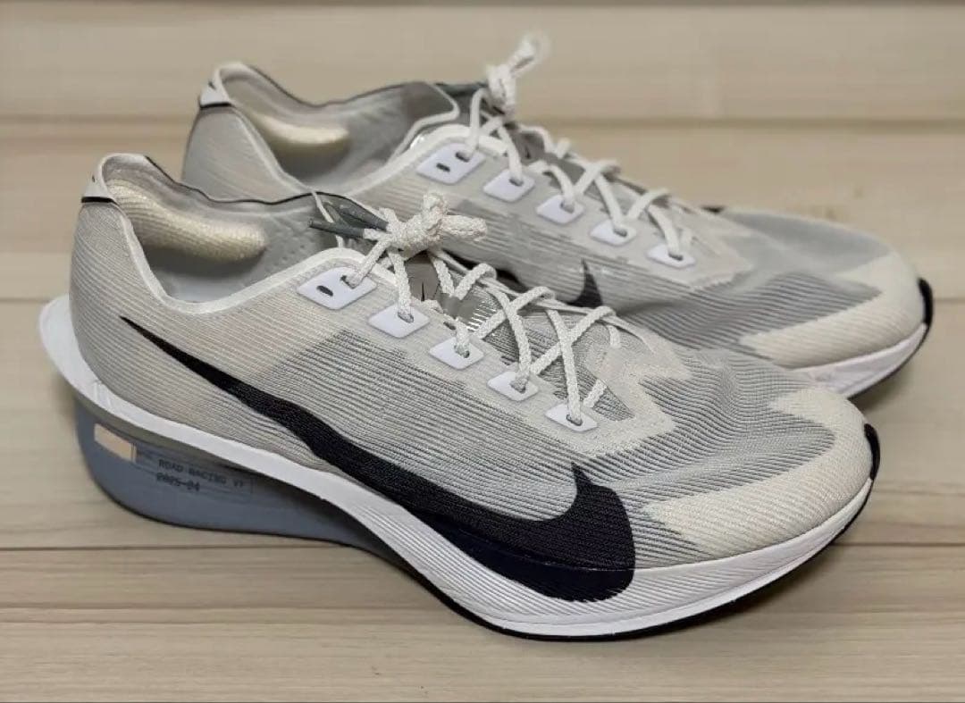 ナイキ ヴェイパーフライ 4 ホワイト 28.5cm HF6414-100