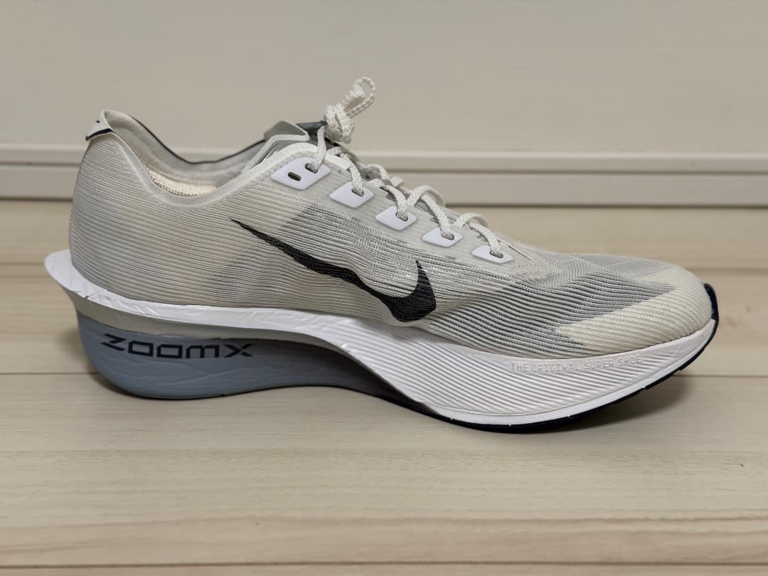 ナイキ ヴェイパーフライ 4 ホワイト 28.5cm HF6414-100