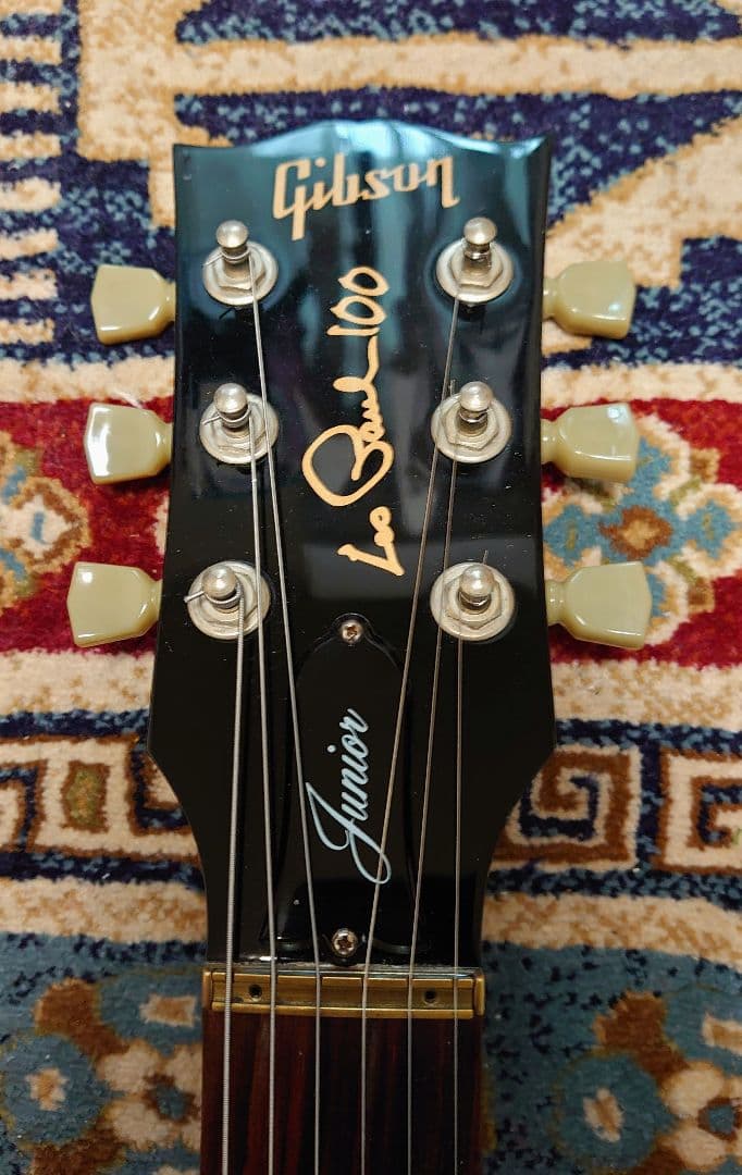 Gibson LesPaul Jr 100周年記念モデル