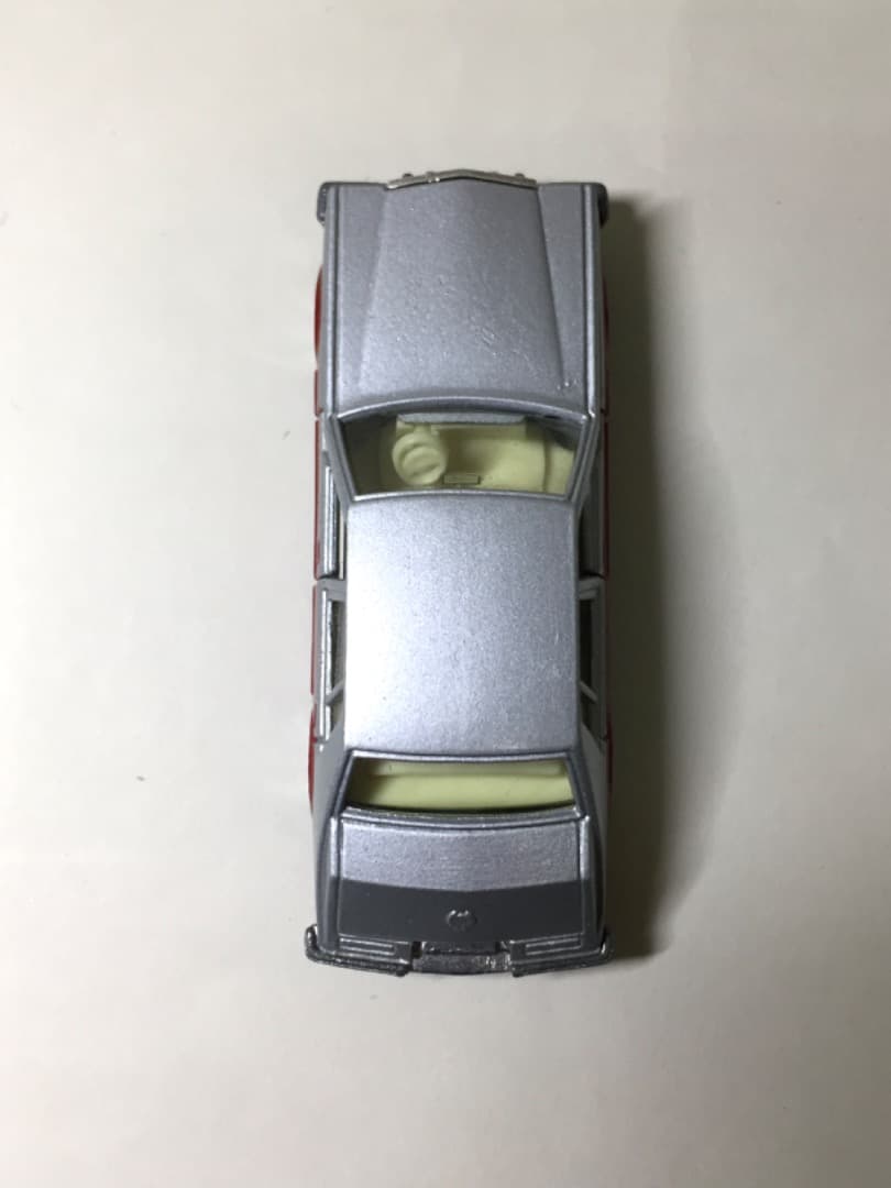 ○[美品] トミカ No.F45【日本製】キャデラック セビル シルバーレッド