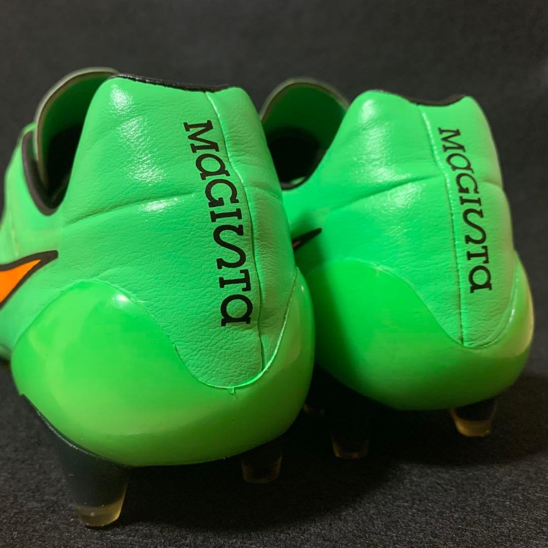 【極美品】NIKE マジスタ オーパス FG
