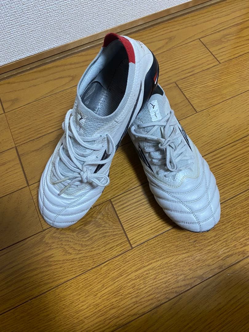 Mizuno モレリアネオ4β 25.5センチ