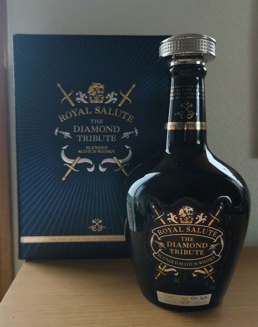  Salute The Diamond Tribute 　空ボトル