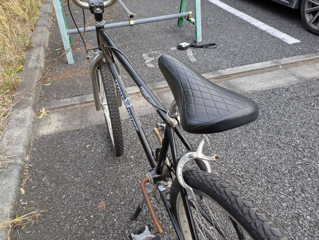 How I Roll T19 24インチ