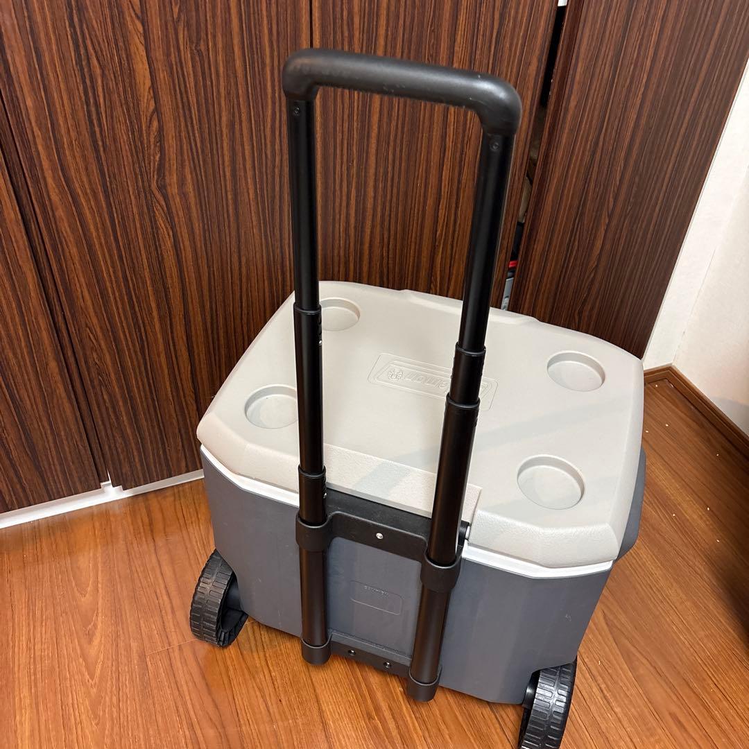 コールマン⭐︎限定カラー⭐︎美品⭐︎クーラーボックス