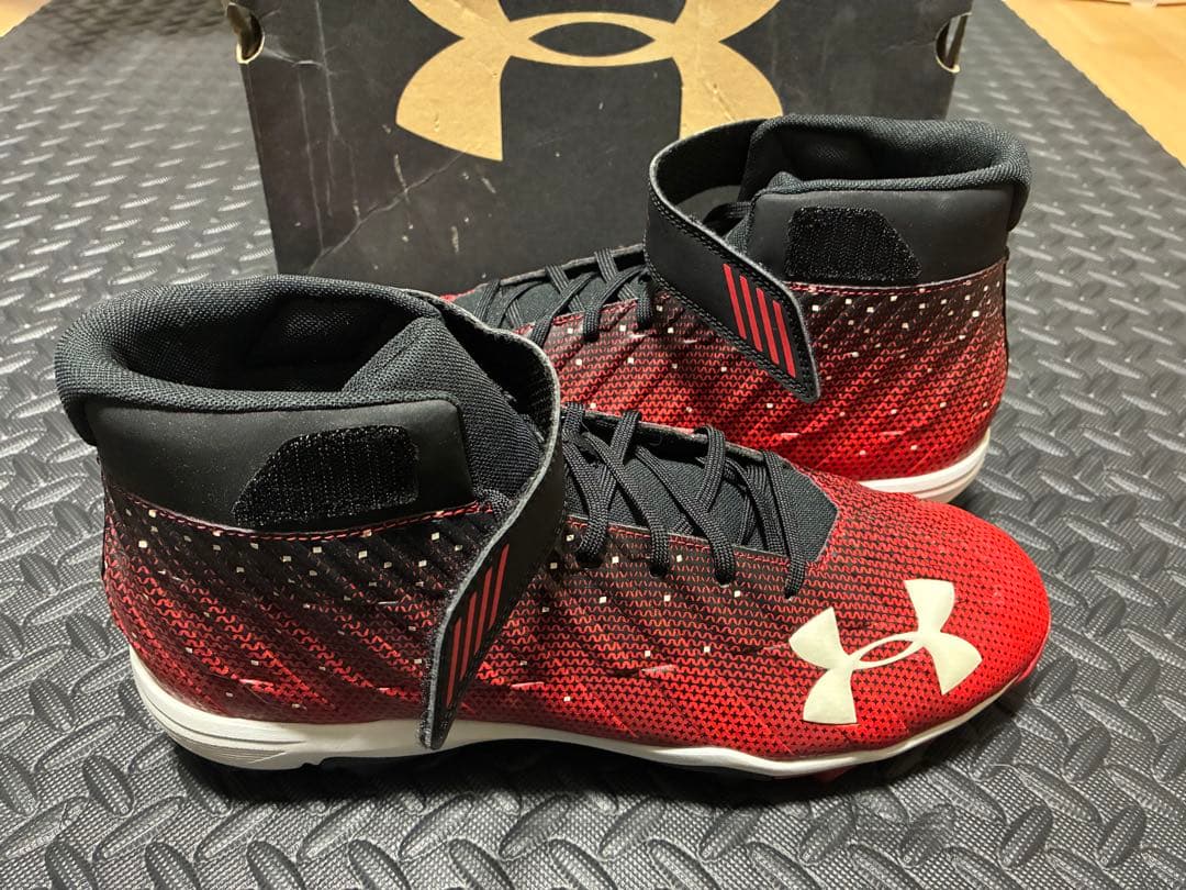 【海外限定】アンダーアーマー　ポイントスパイク【野球】