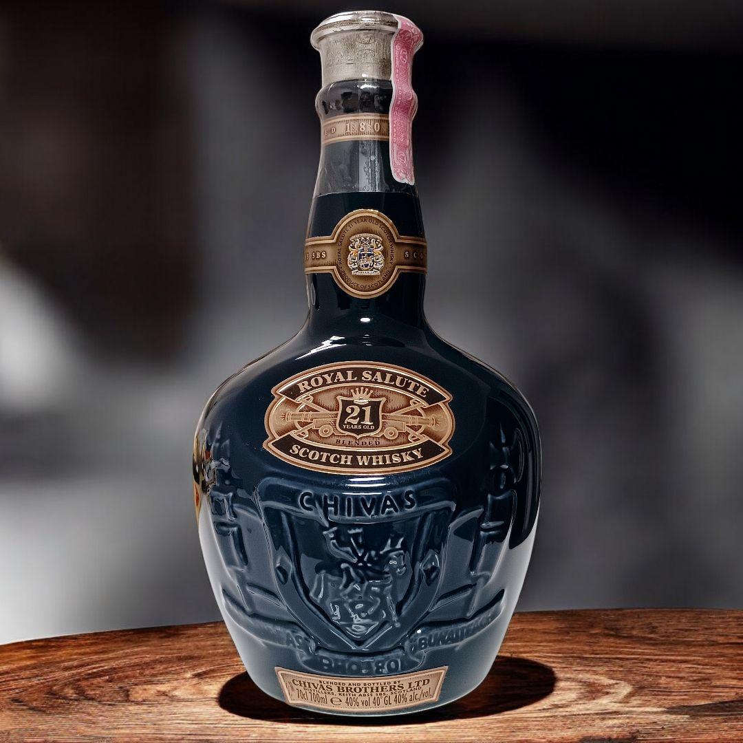 未開栓・箱付★ロイヤルサルート21年 サファイア ウイスキー 青陶器 700ml