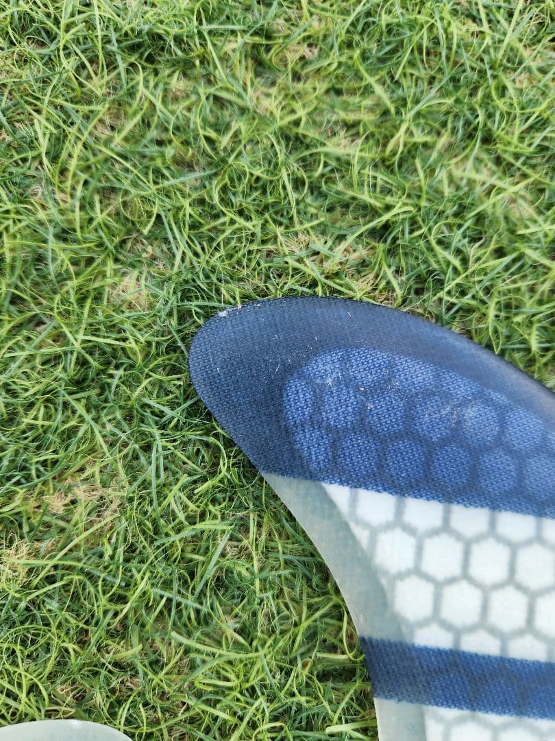 FCS V-2 サーフボードフィン 5枚セット