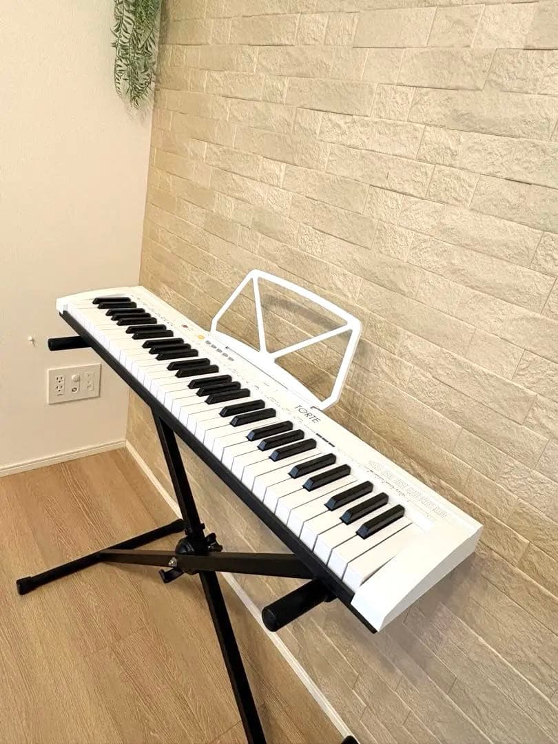 【美品】未使用マイク&未開封ヘッドホン&スタンド付属TORTE TSDK-61