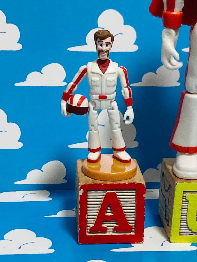 トイストーリー　フィギュア　デューク　デュークカブーン　フィギュア　ピクサー