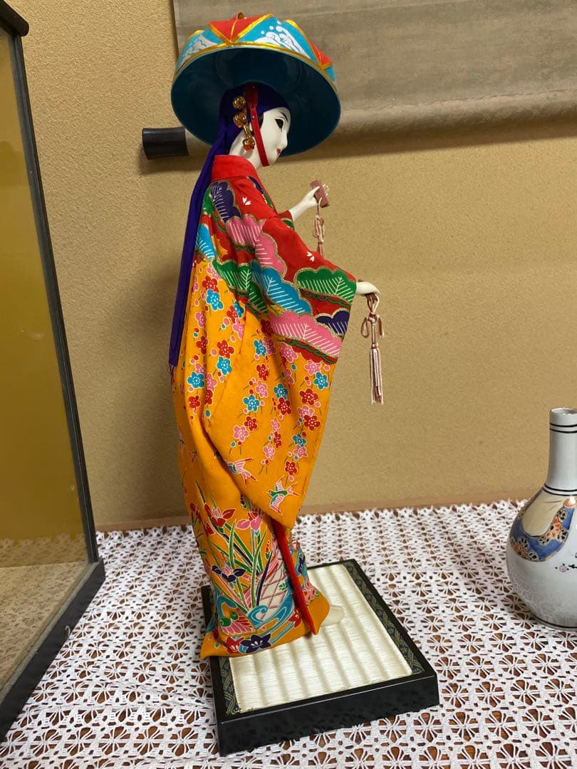 琉球舞踊 人形 ガラスケース付き 日本人形 伝統衣装