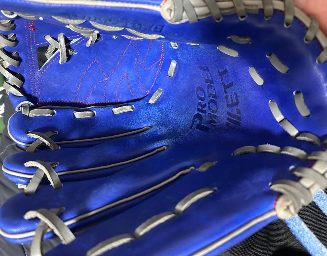 ZETT 投手用左投げグローブ 青