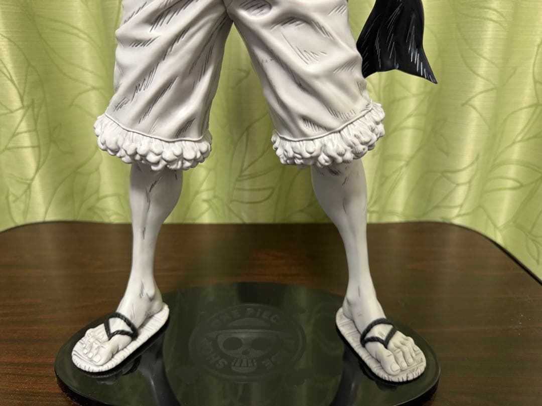 ベースショップ ルフィ コミックスカラー