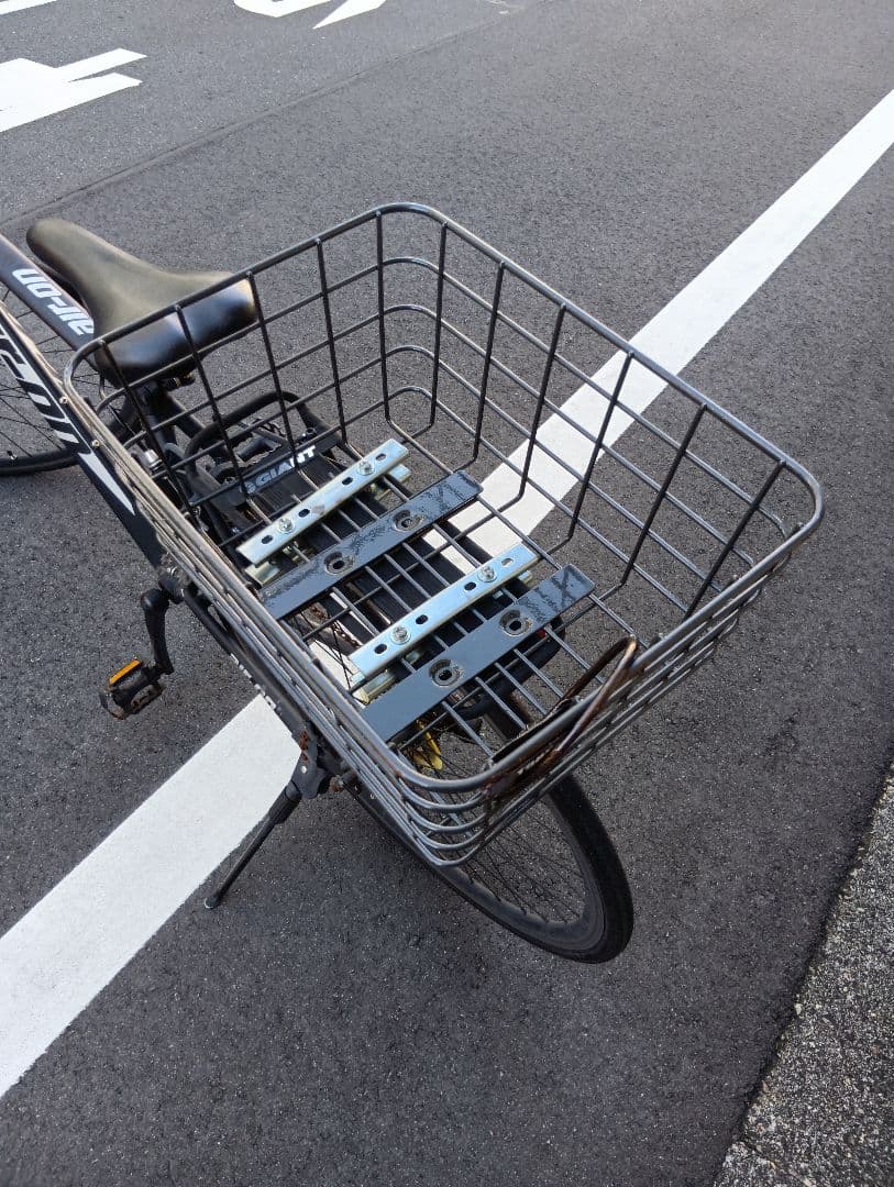 クロスバイク　AIRON　自転車本体　軽量　サイクリング　スポーツ