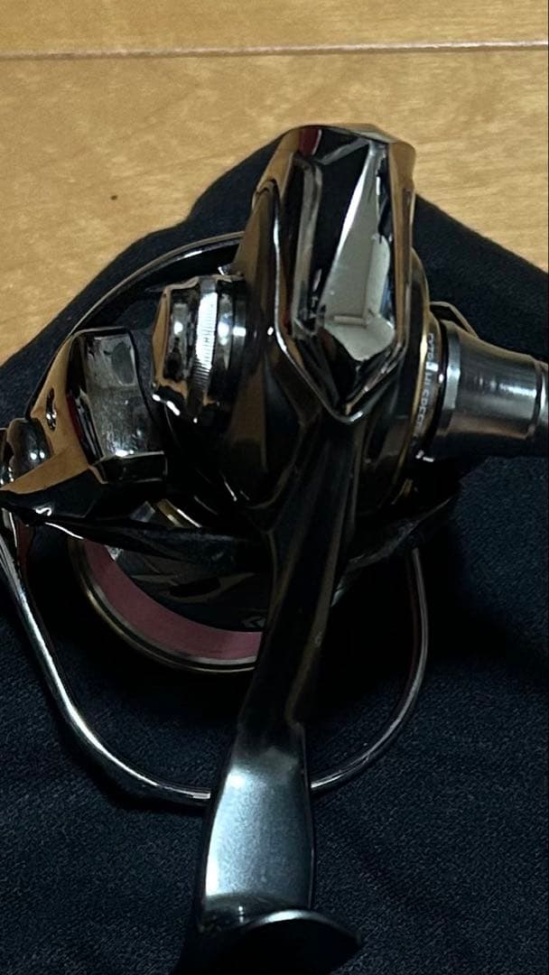 リール LUVIAS FC LT2000S-XH