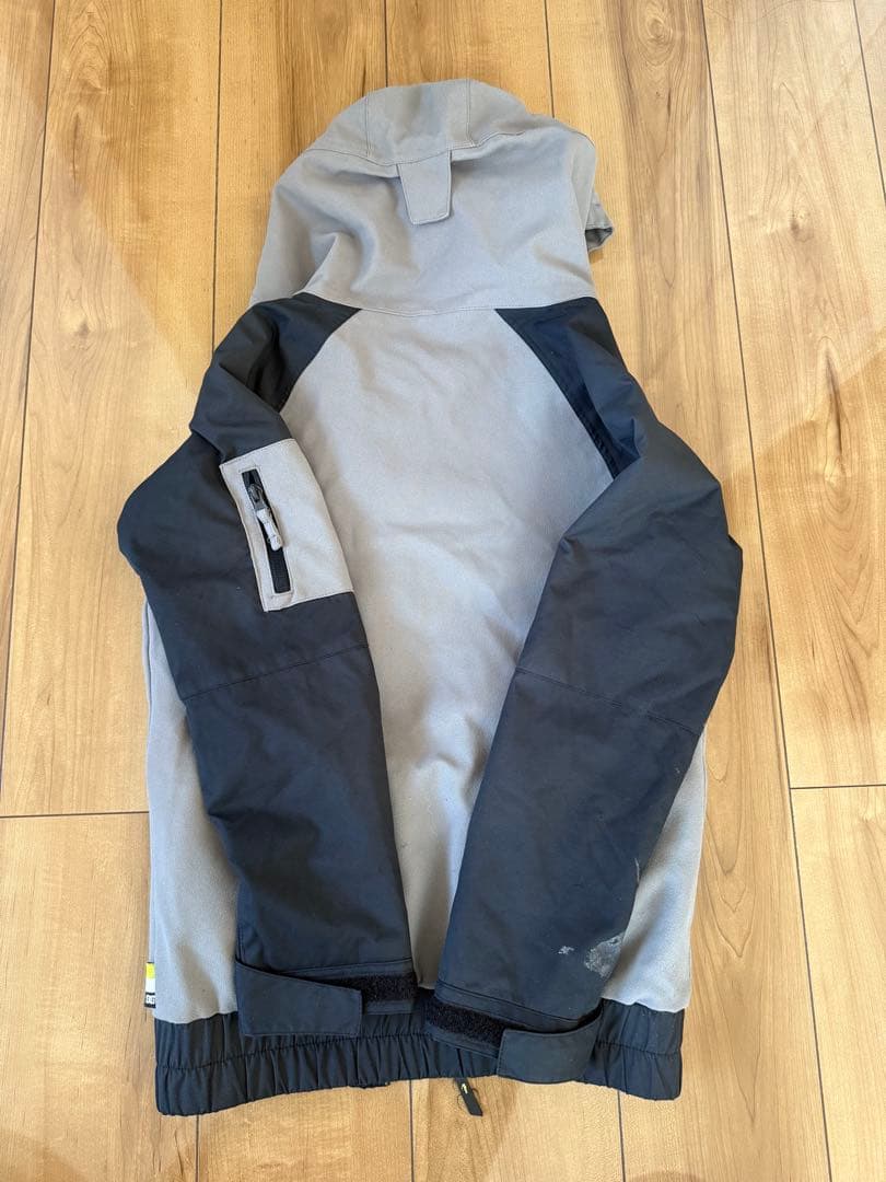 DC スノーボードウェア 上下セット子ども用 グレー/イエロー