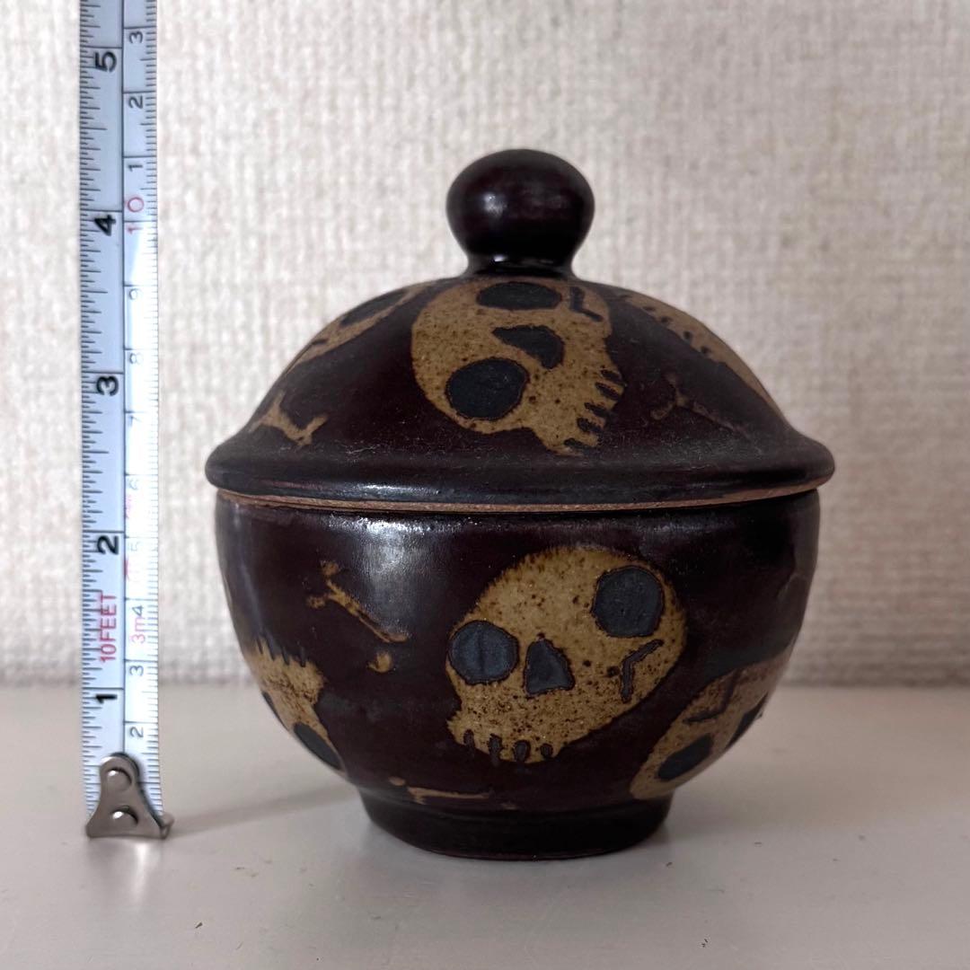 やちむん　工房十鶴　蓋物　ドクロ
