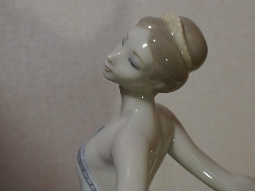 ◆LLADRO リヤドロ 踊る少女 スペシャルバージョン フィギュリン　美品