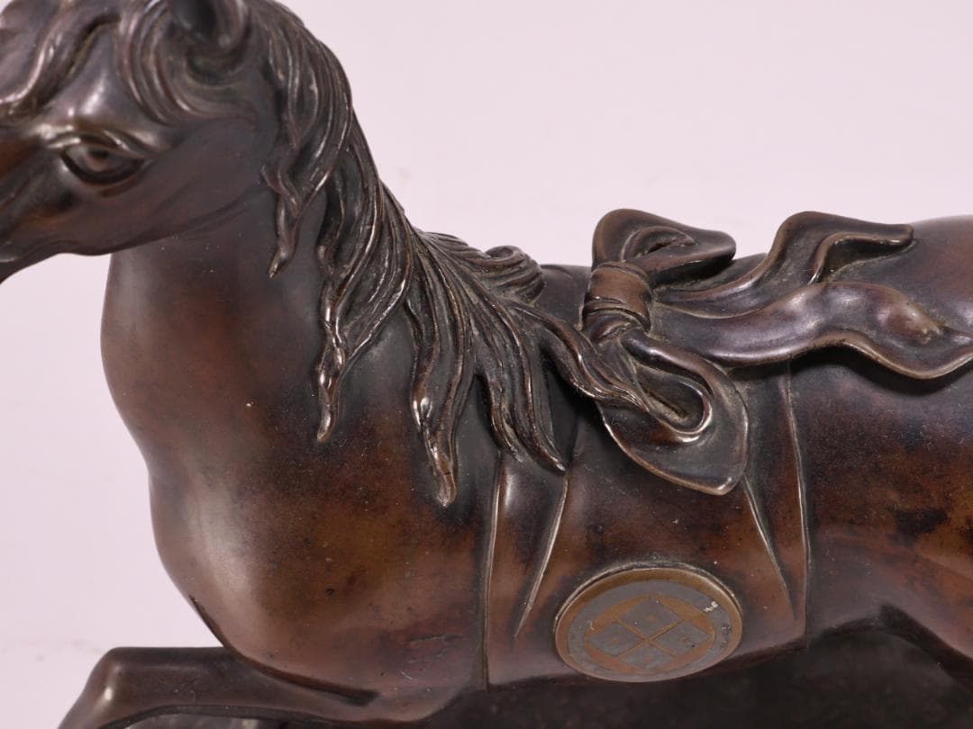 BK198　時代金工　古銅製　大名馬　置物　床飾　ブロンズ像　家紋　武田菱