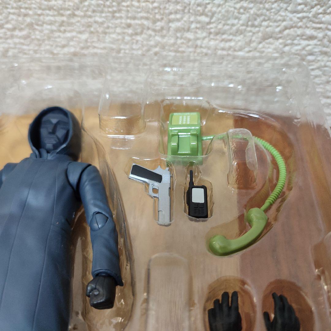 【開封済み】 S.H.Figuarts　イカゲーム　フロントマン　フィギュア