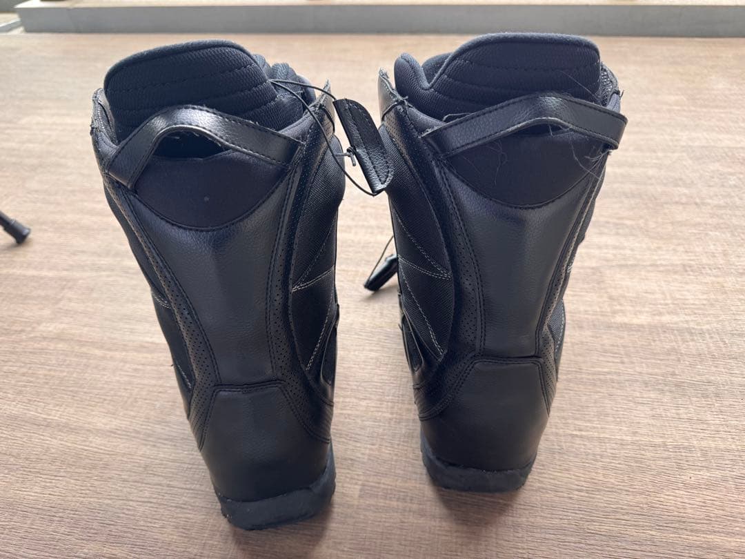 ZUMA スノーボードブーツ ブラック　28.0