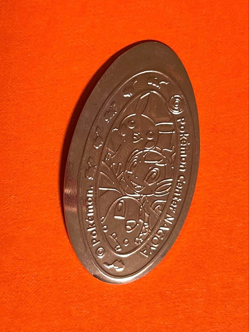 ポケモンセンターナゴヤ限定ピンバッチとメダル