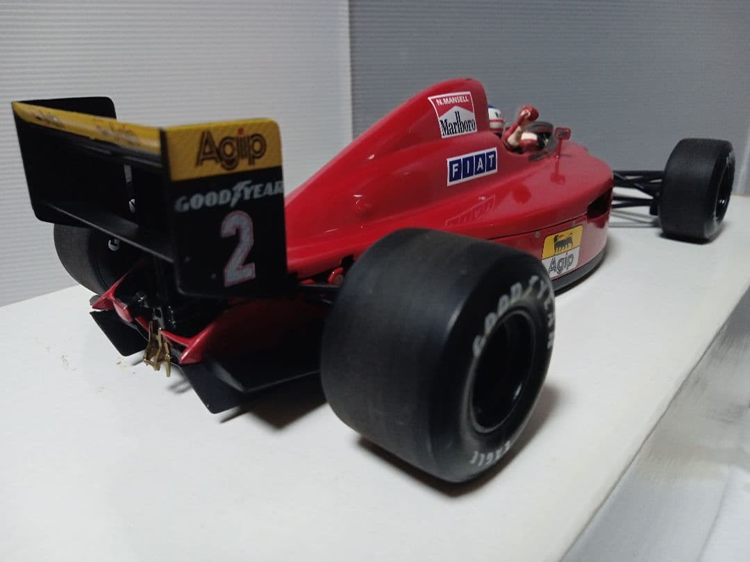 エグゾト1/18フェラーリ641/2マンセルフィギュア付