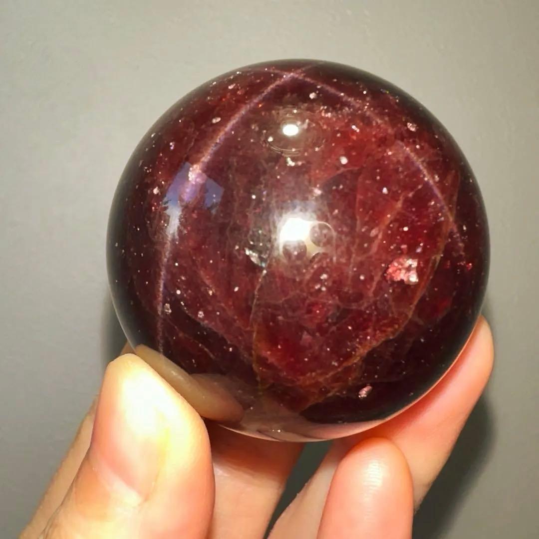 ガーネット　高品質　スフィア　4.3㎝　スターフラッシュ　高級　garnet