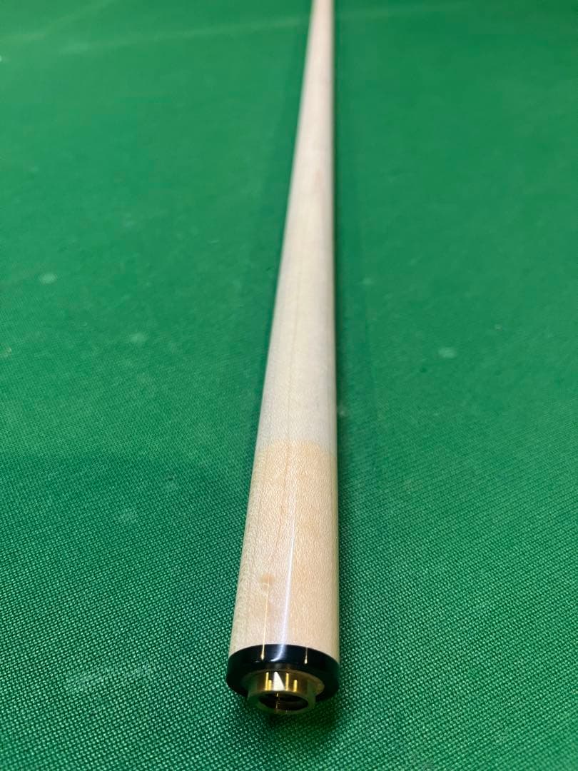 値下げ中！【Predator】プレデター ビリヤード キュー セット IKON3