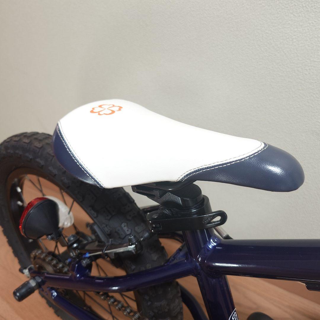 （未使用）【手渡し　東京】ヨツバサイクル　16インチ　ネイビー