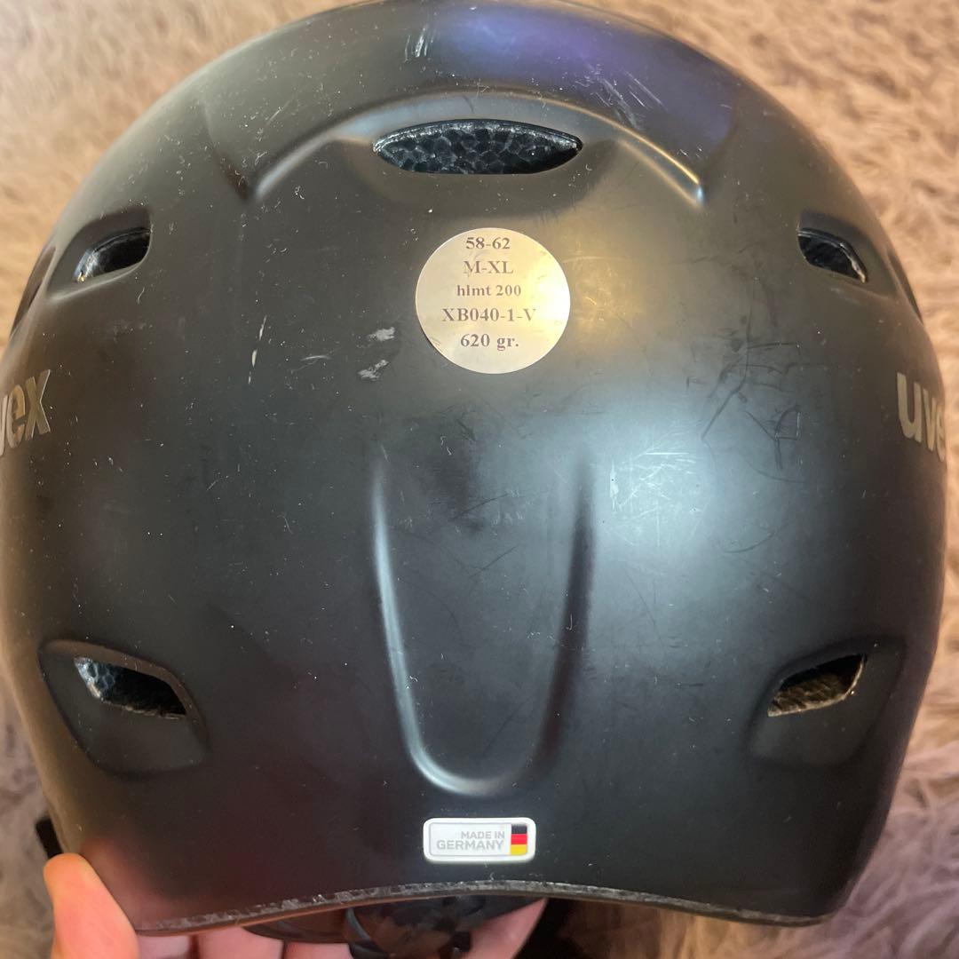 UVEX バイザー付きヘルメット　58-62/M-XL　スキー　スノーボード