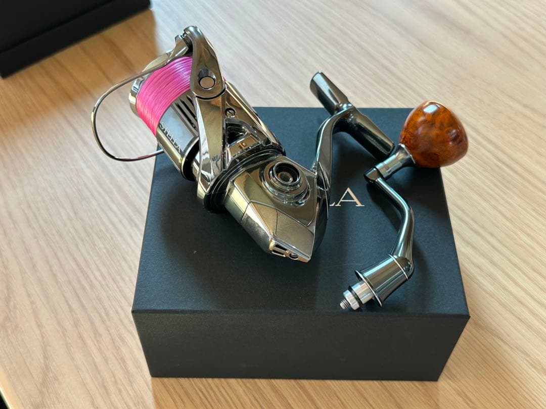 864　SHIMANO シマノ　22ステラ　C3000XG