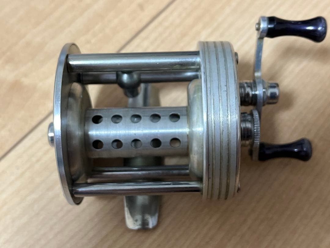 Zebco ゼブコ　ストリームライト 希少　グレーカラー　 ダイレクトリール