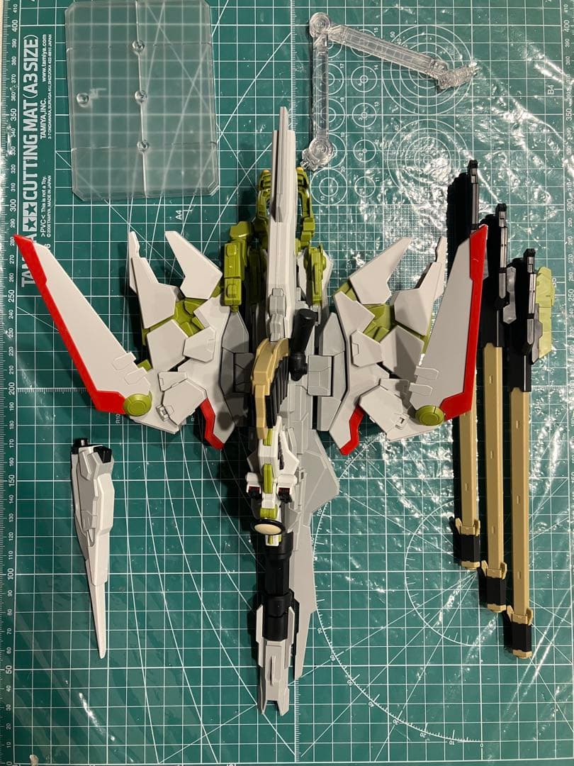 HGCE デスティニーガンダムSpecII &ゼウスシルエット ジャンク