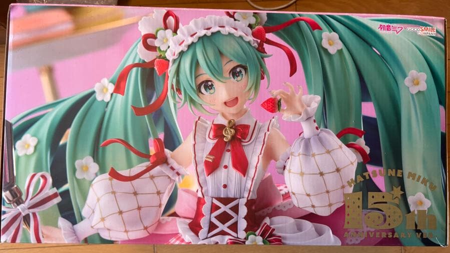 初音ミク 15th anniversary ver. 1/7 フィギュア