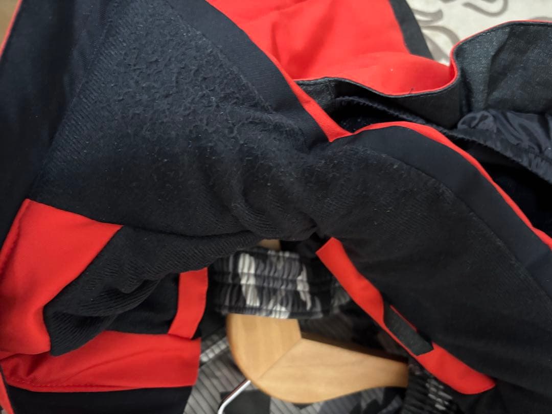 美品 phenix スキーウェア　上下セット　150 サイズ調整可能