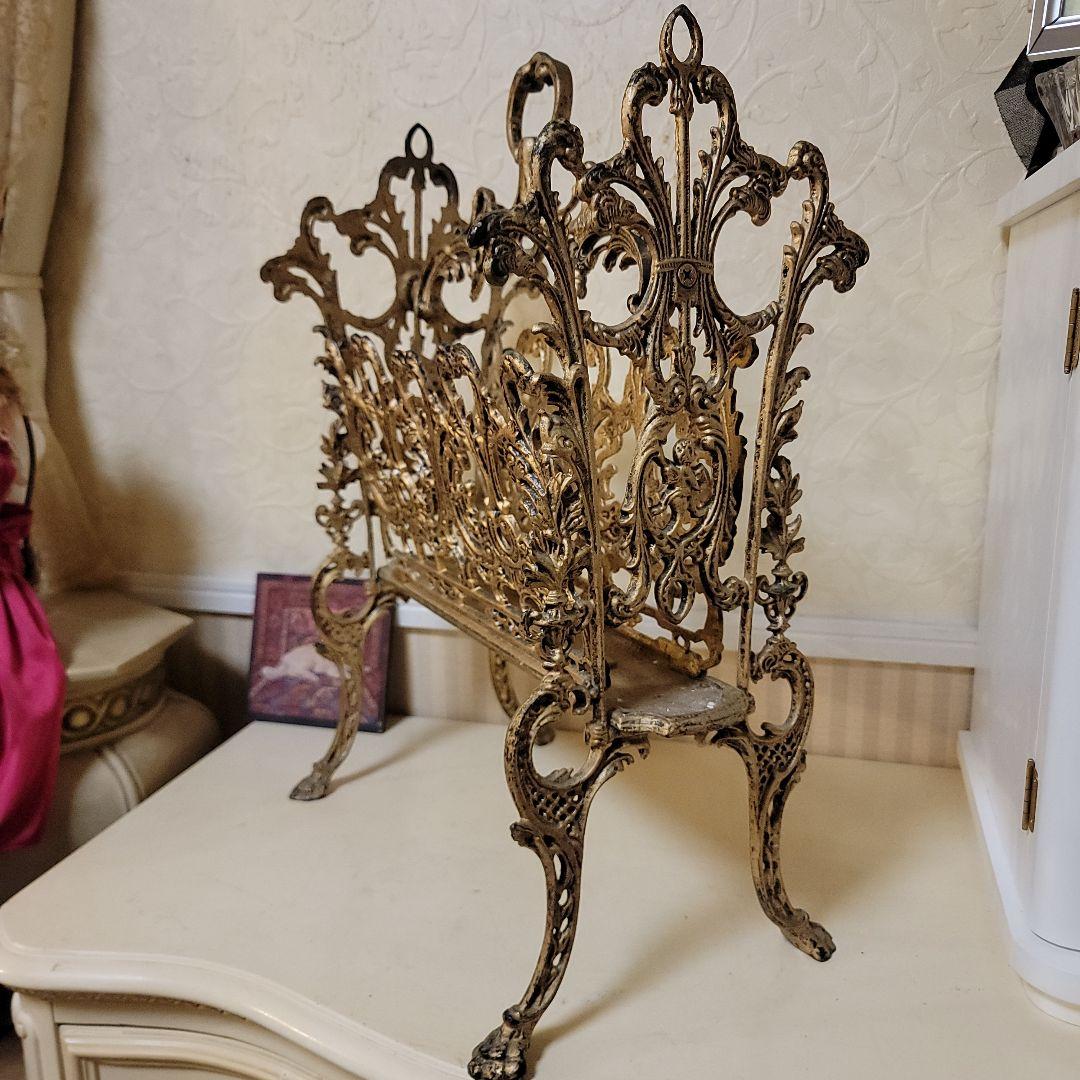 ヴィクトリアンスタイル 　マガジンラック　物入れ　アンティーク仕上げヴィンテージ