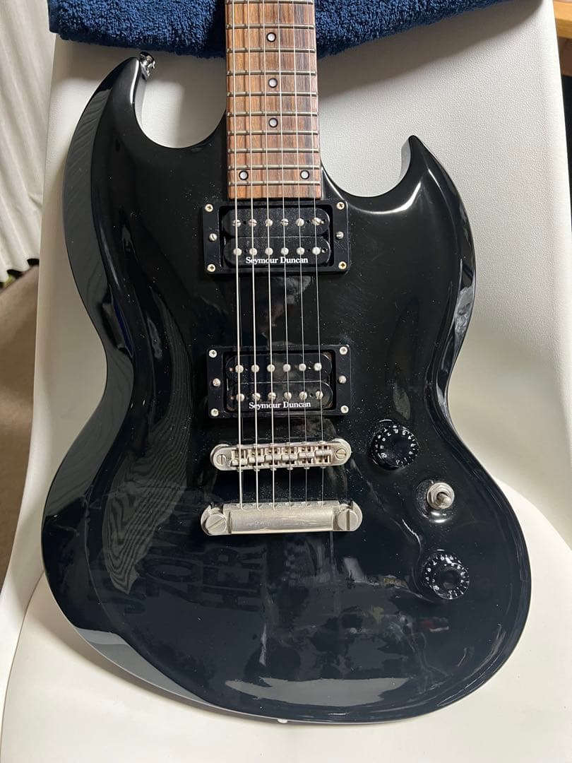 EDWARDS E-K-130VP 黒　セール❗️