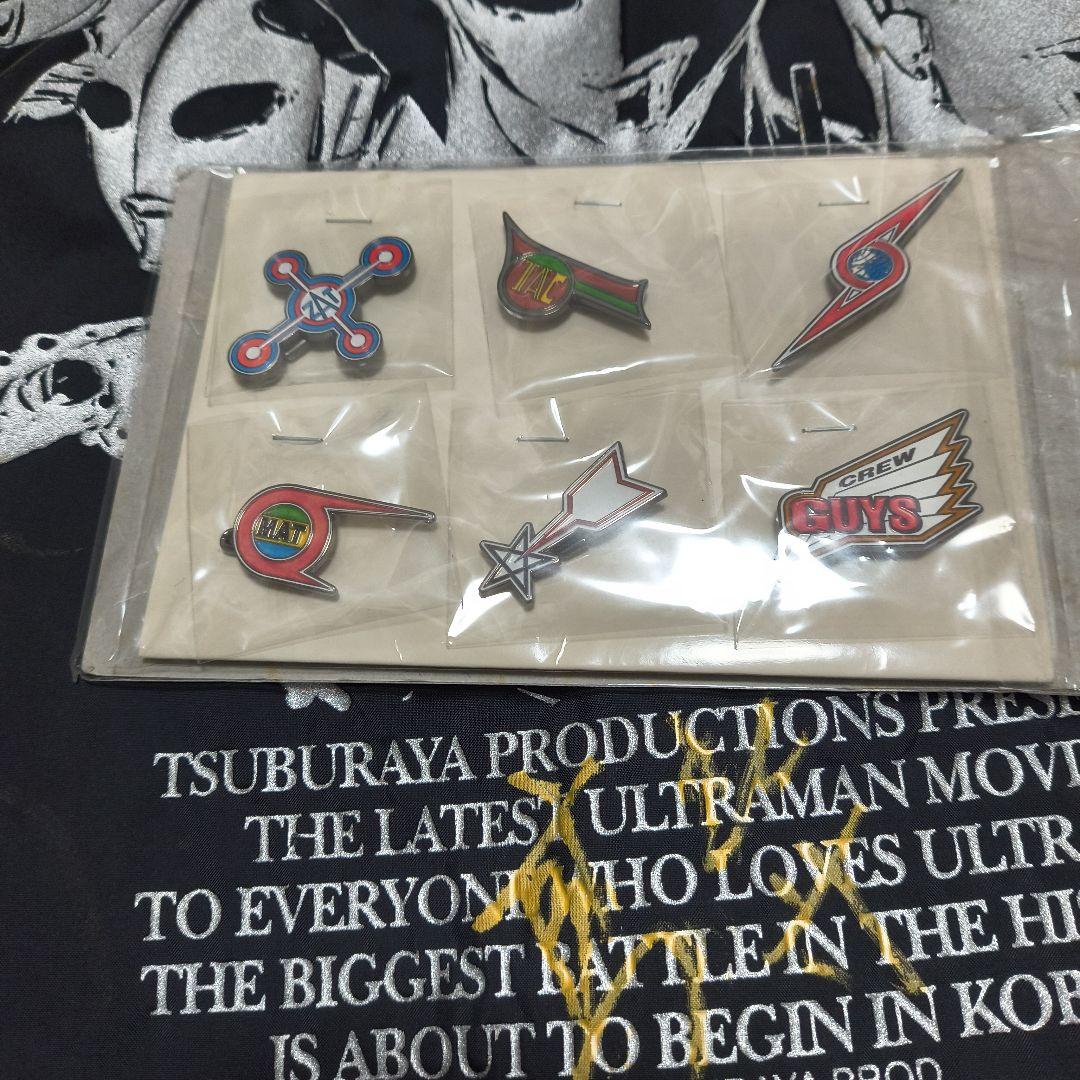 ウルトラマンメビウス&ウルトラ兄弟前売り特典ピンバッチサイン入り